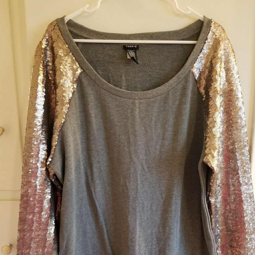 Torrid Womens Plus Size Grey Sequined Sweatshirt